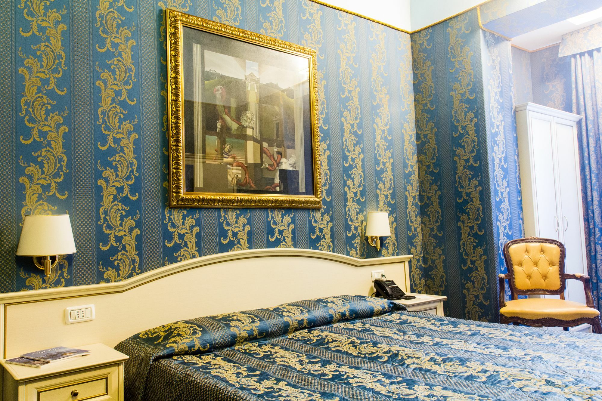 Canova Rooms In Spanish Steps Rome Bagian luar foto